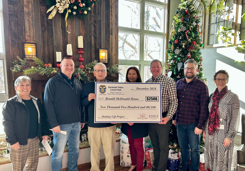 Check presentation at Saint Peter's Kitchen