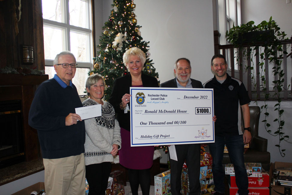 Alyssa's Angels Check Presention to Ronald McDonald House Charities